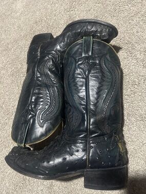 Black Leather size 8 1/2
